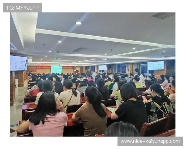 专家提醒:低温与跌倒风险需提前提供防护与培训 专家提醒:低温与跌倒风险需提前提供防护与培训